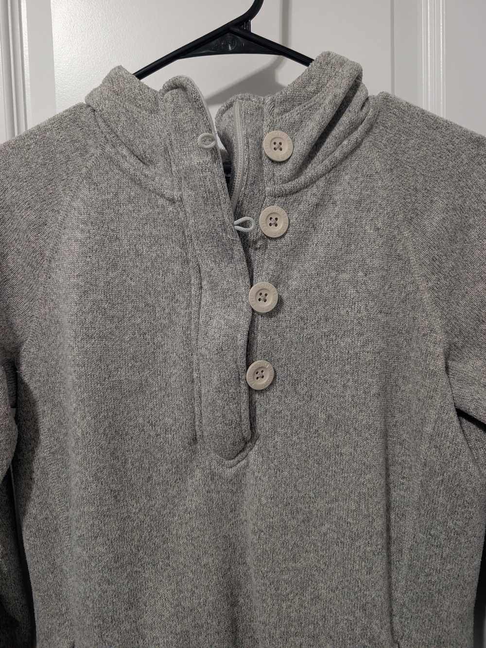 The North Face Women's Light Gray Zip-Up Hooded Fleece Pullover - Picture 5 of 8